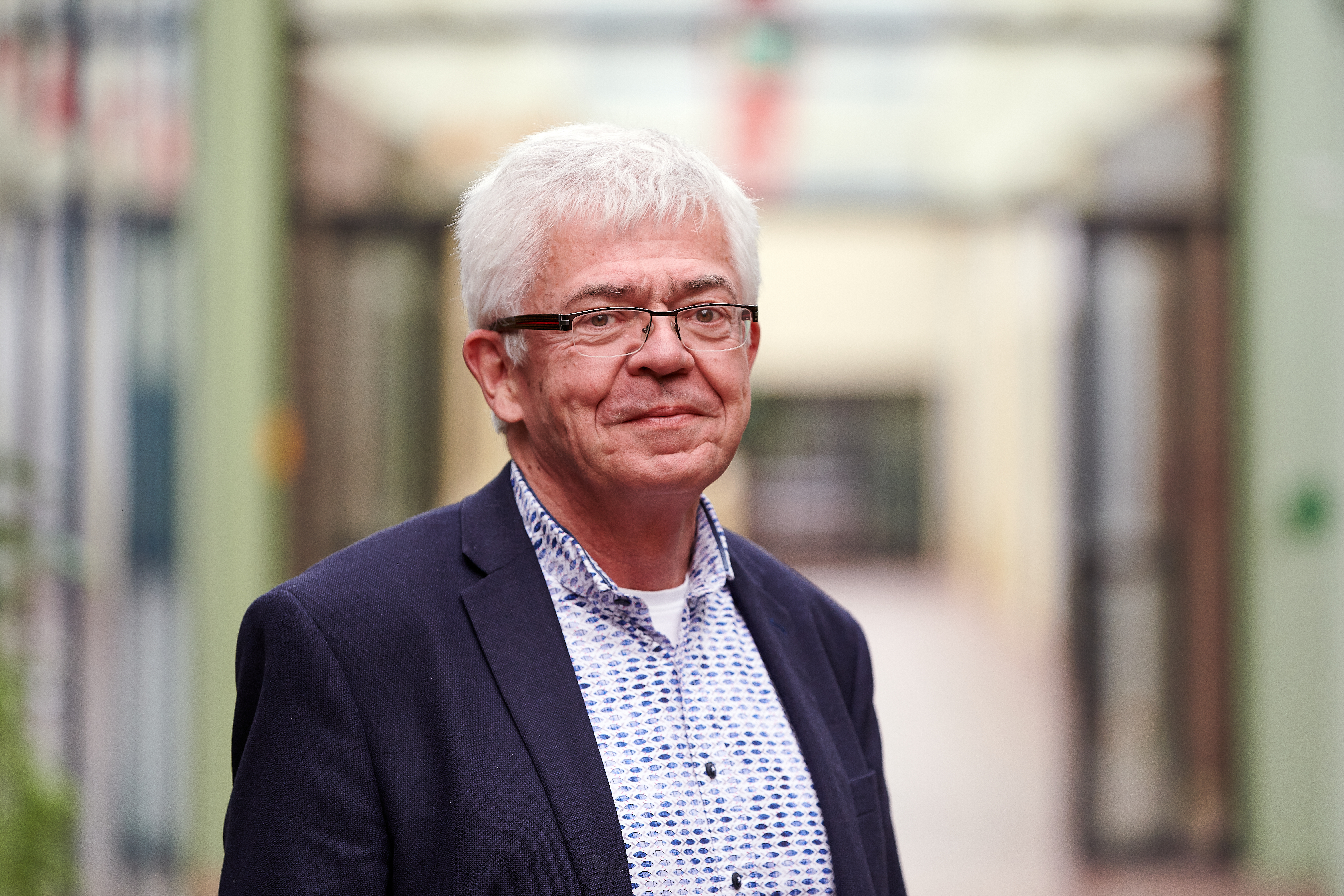 Portraitfoto von Volker Wippermann