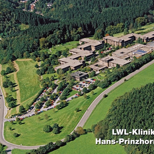 Luftbild der Klinik